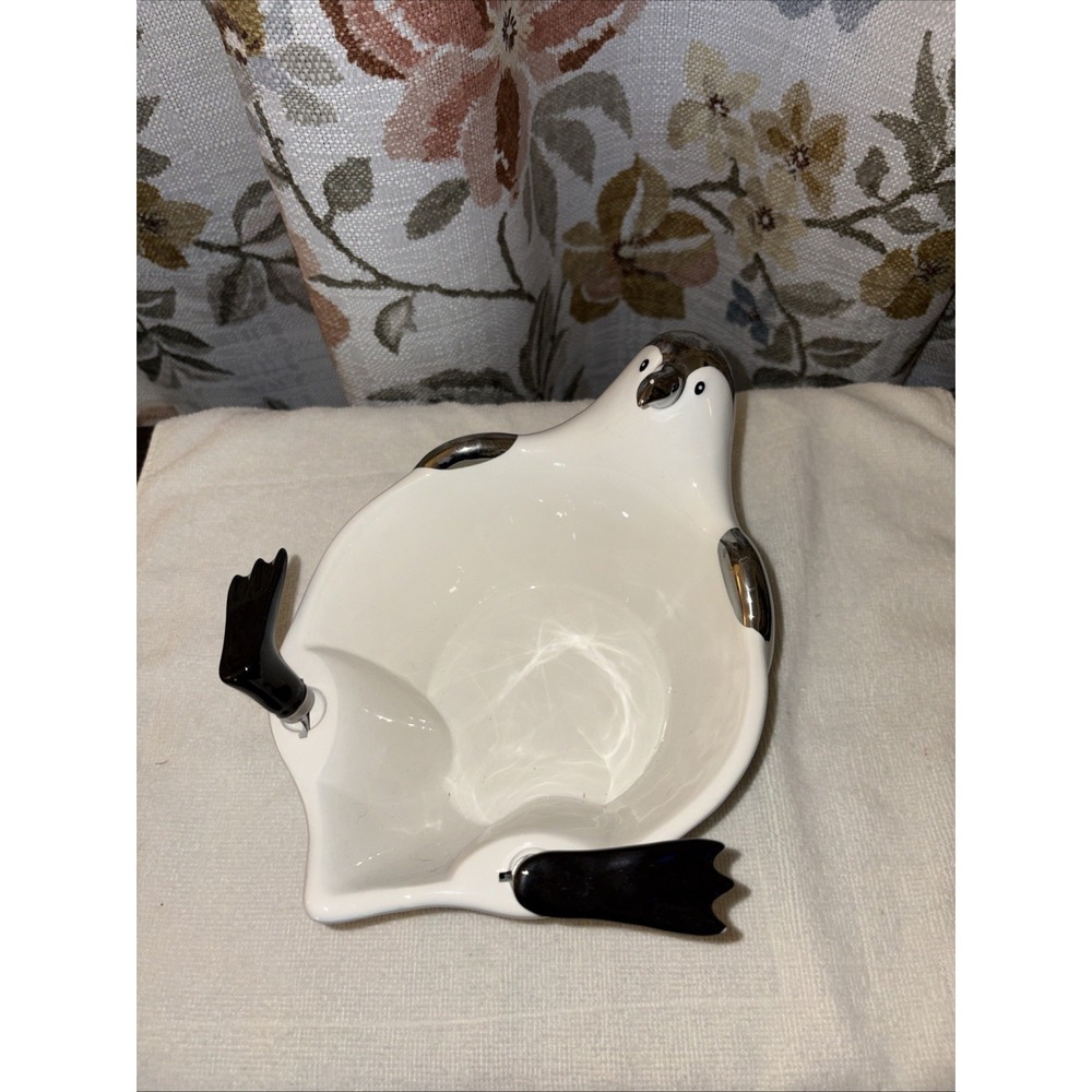 Department 56 Ribbons & Ice Penguin Ceramic Appetizer Dip Bowl w/Two Spreaders